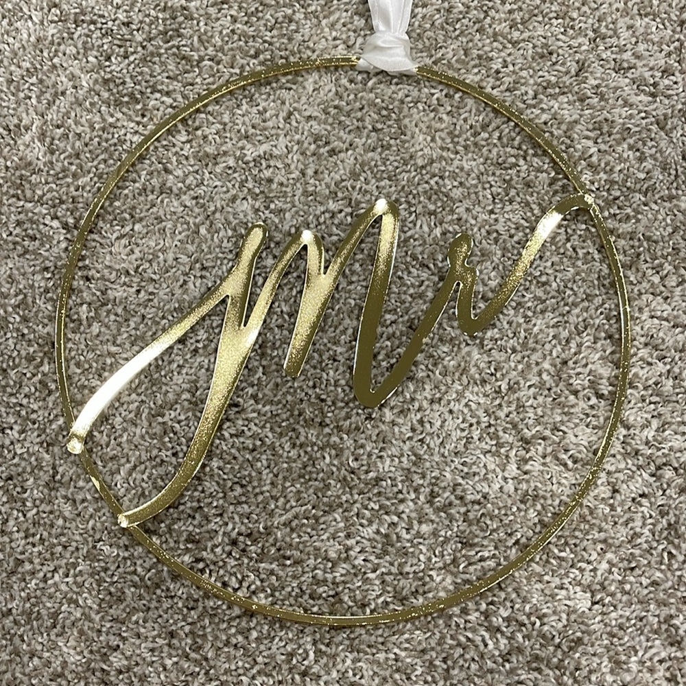Mr and Mrs Gold Signs